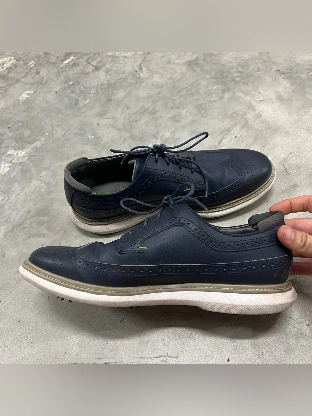 Foot Joy Traditions Golf Shoes Mens Size 11.5 Navy Blue Wingtip Spiked 57911
